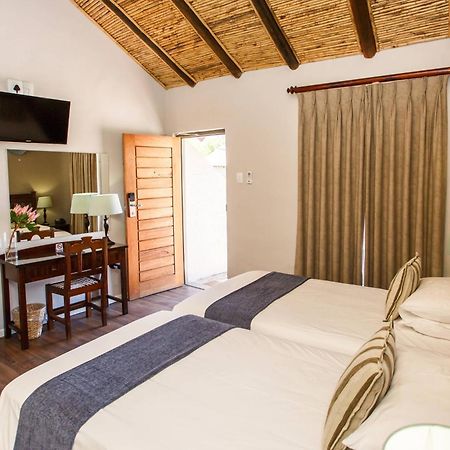 Protea Hotel By Marriott Oudtshoorn Riempie Estate Екстериор снимка