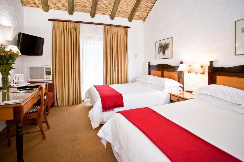 Protea Hotel By Marriott Oudtshoorn Riempie Estate Екстериор снимка