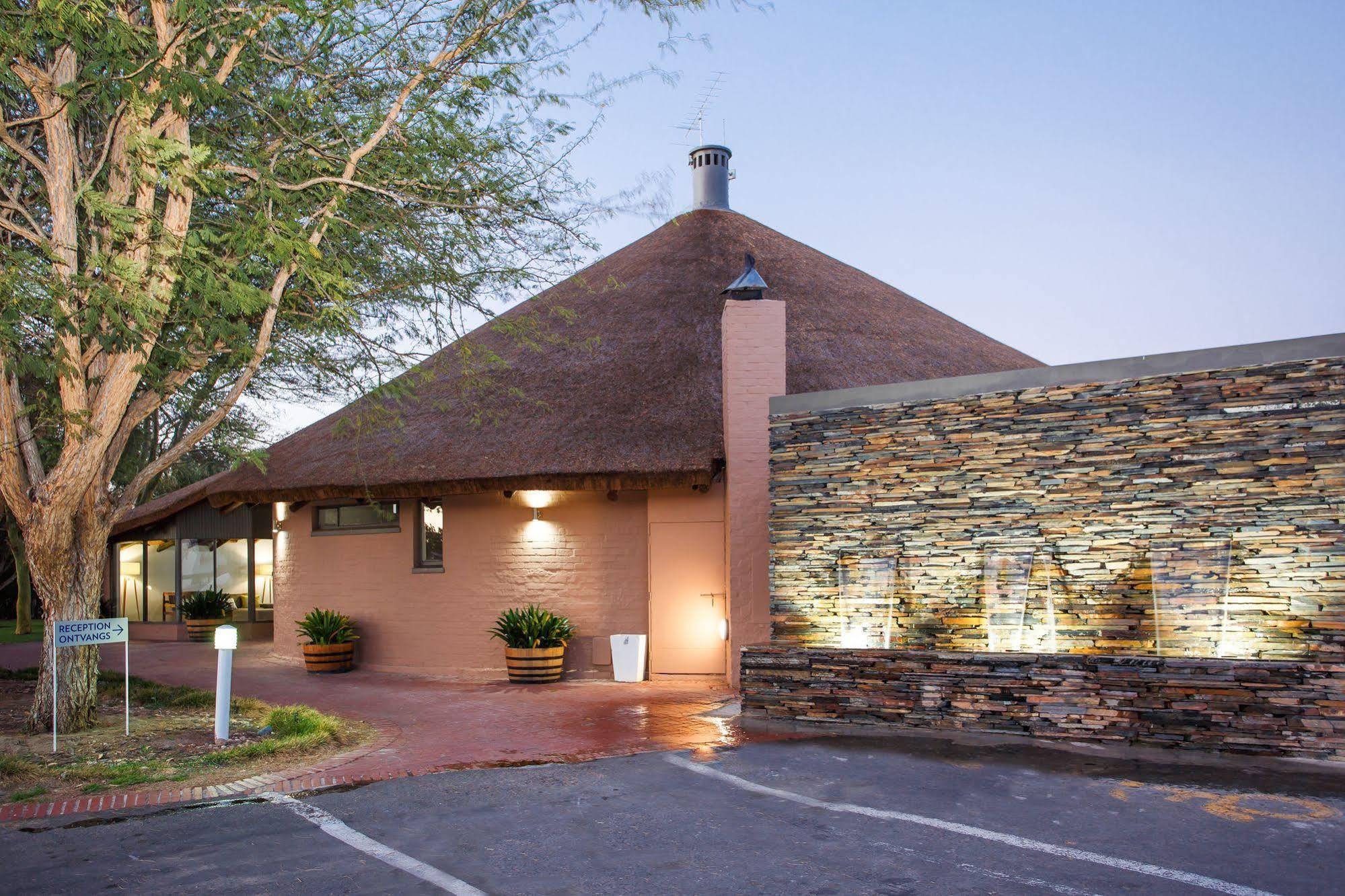 Protea Hotel By Marriott Oudtshoorn Riempie Estate Екстериор снимка