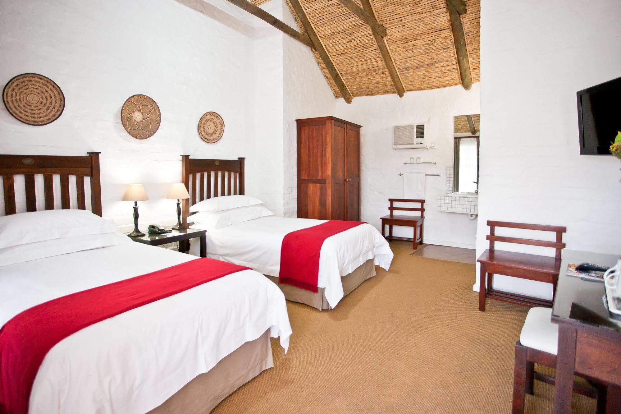 Protea Hotel By Marriott Oudtshoorn Riempie Estate Екстериор снимка